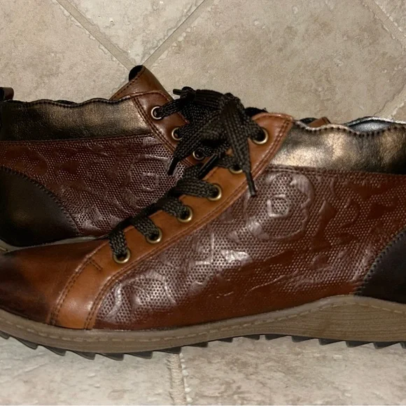 Remonte Women’s Leather Lace Up Boots - Picture 4 of 7